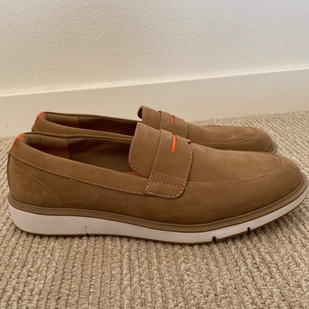 Men’s Swims loafer - size 10